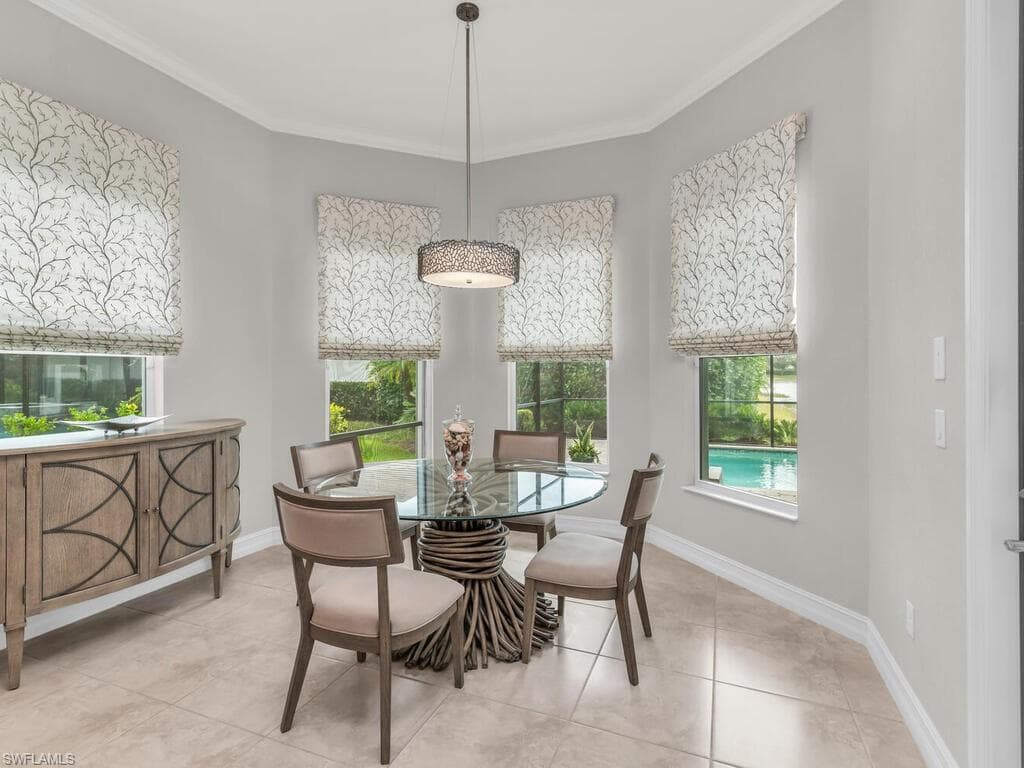 14812 Dockside Ln, Naples, FL 34114-16