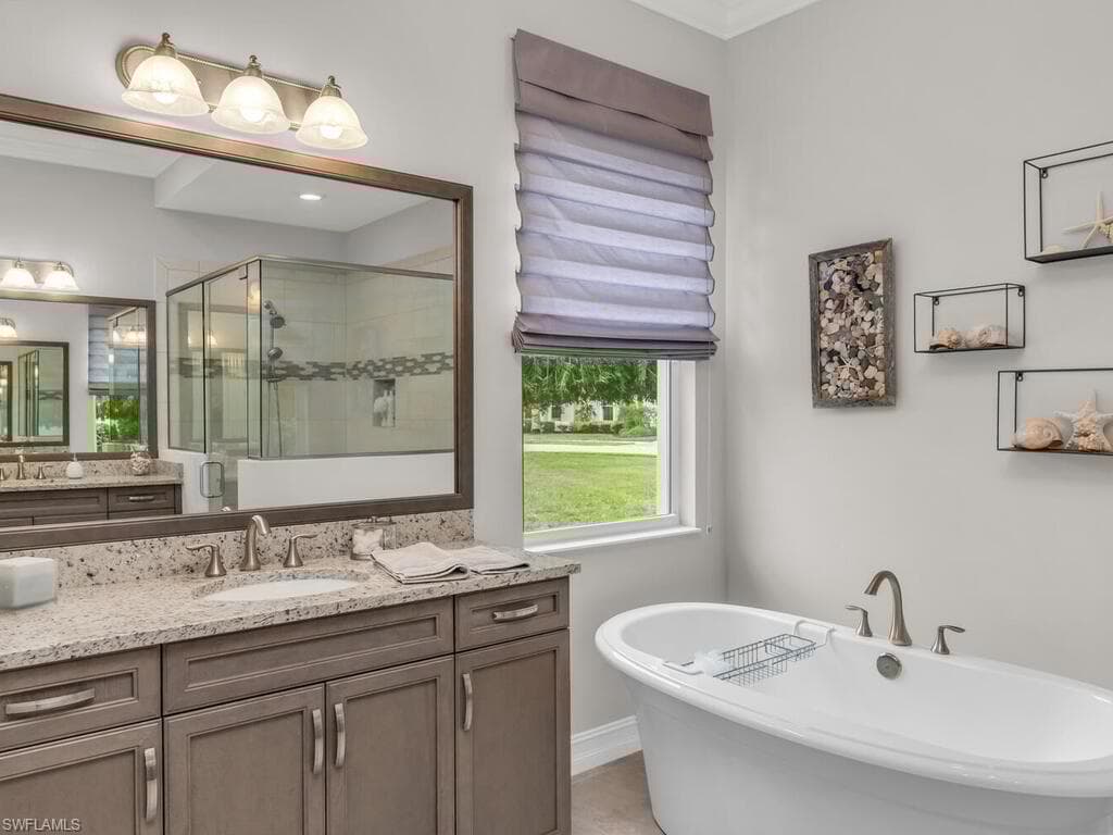 14812 Dockside Ln, Naples, FL 34114-20