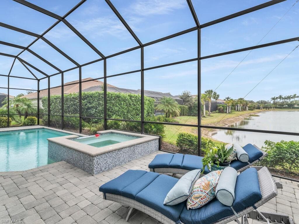 14812 Dockside Ln, Naples, FL 34114-32