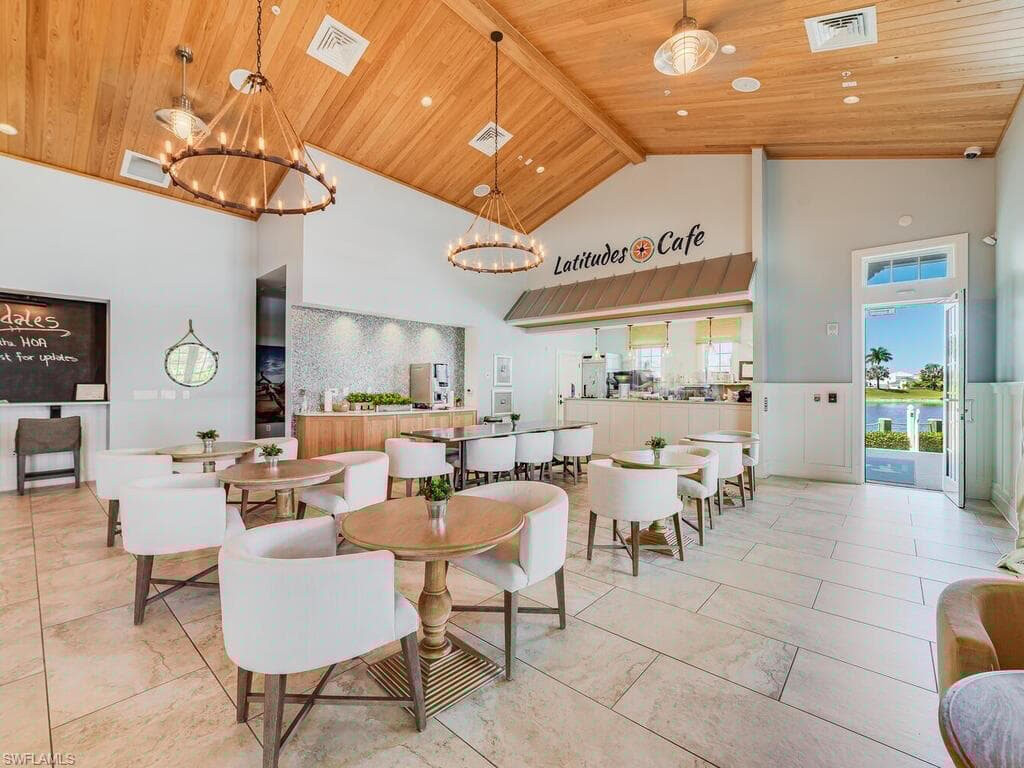 14812 Dockside Ln, Naples, FL 34114-45