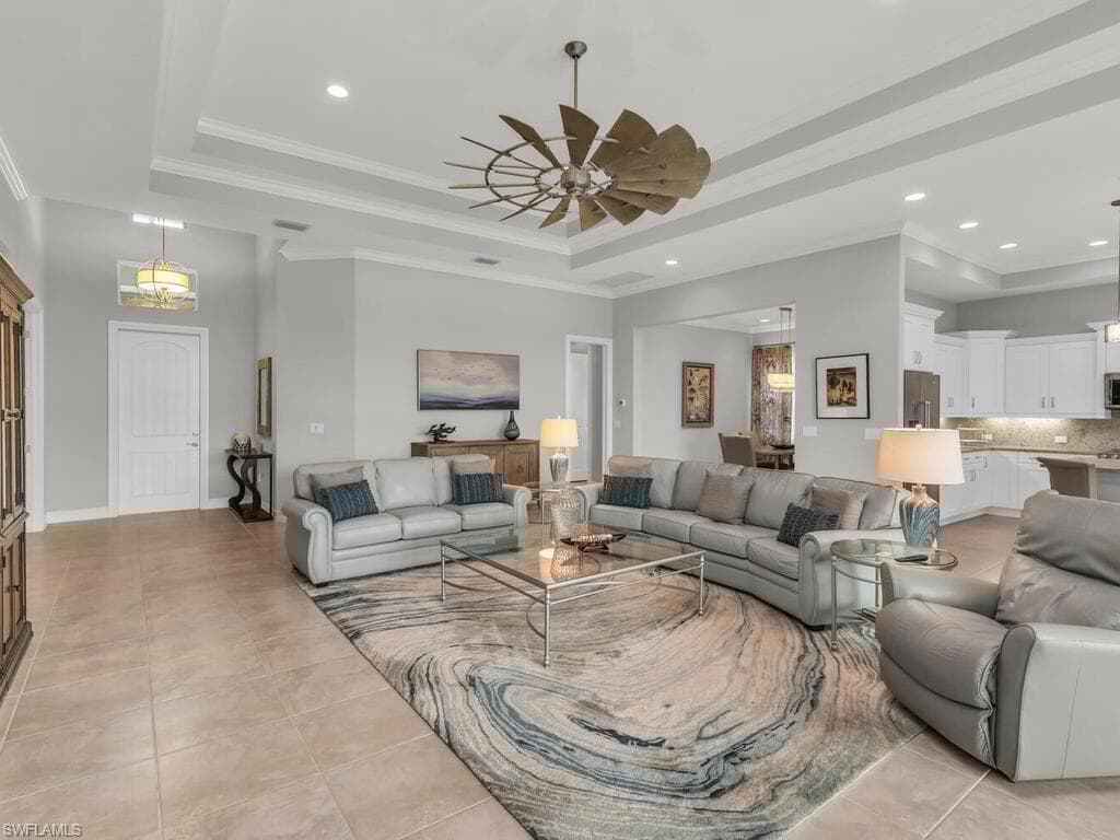 14812 Dockside Ln, Naples, FL 34114-7