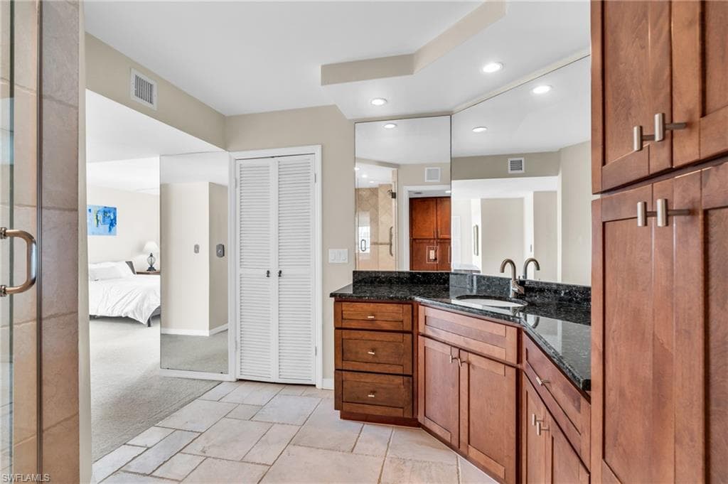 3483 Gulf Shore Blvd N 605, Naples, FL 34103-14