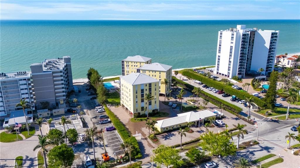 3483 Gulf Shore Blvd N 605, Naples, FL 34103-6
