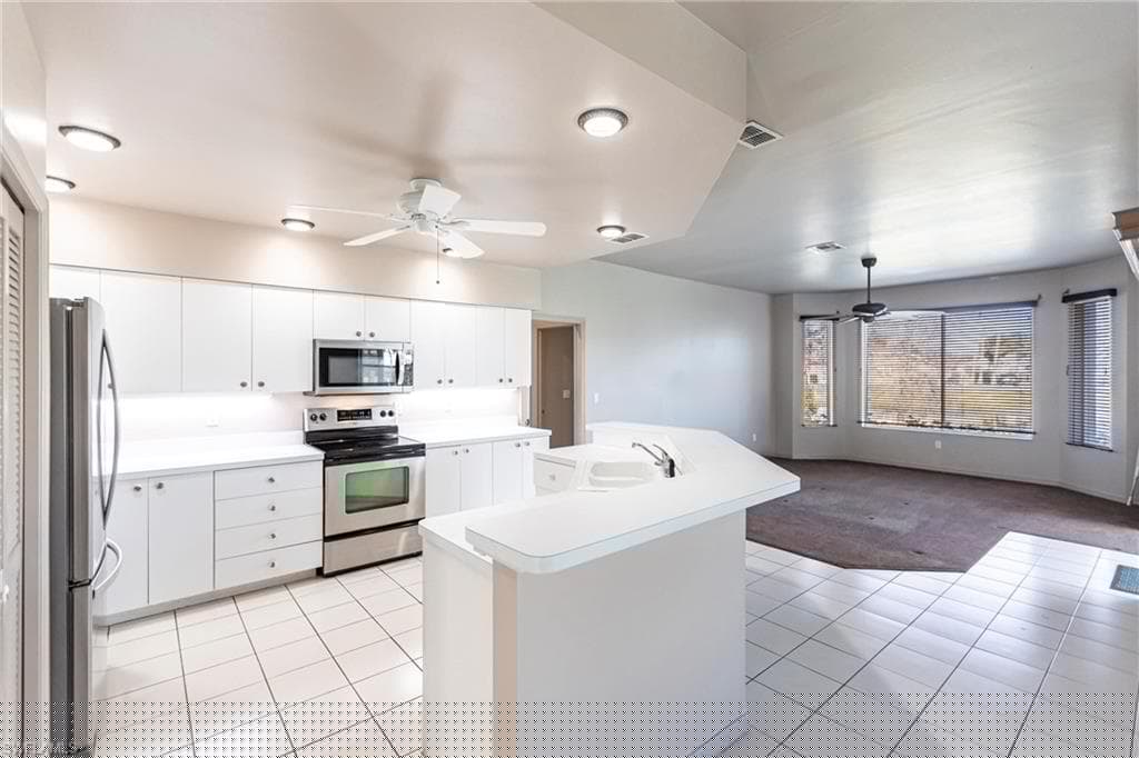 8361 Trentwood Ct, Fort Myers, FL 33912-13