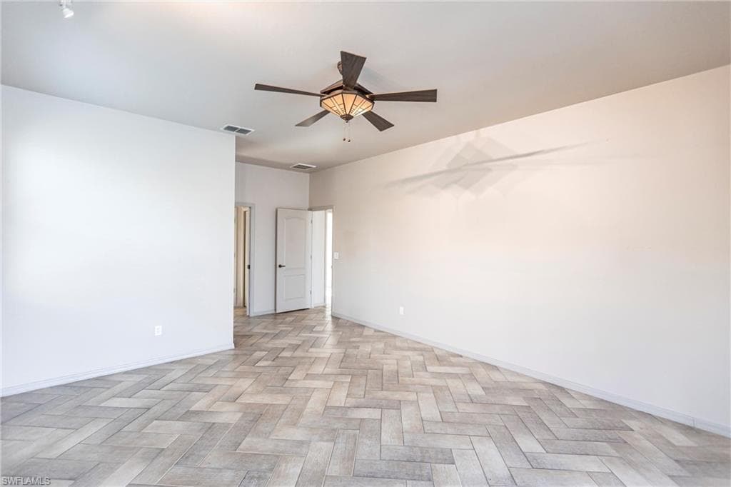 8361 Trentwood Ct, Fort Myers, FL 33912-25