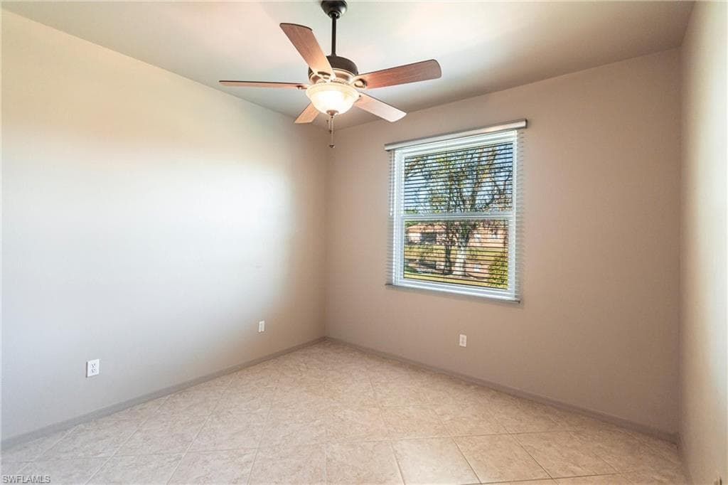 8361 Trentwood Ct, Fort Myers, FL 33912-30