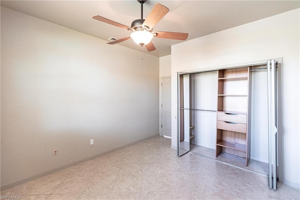 8361 Trentwood Ct, Fort Myers, FL 33912-32