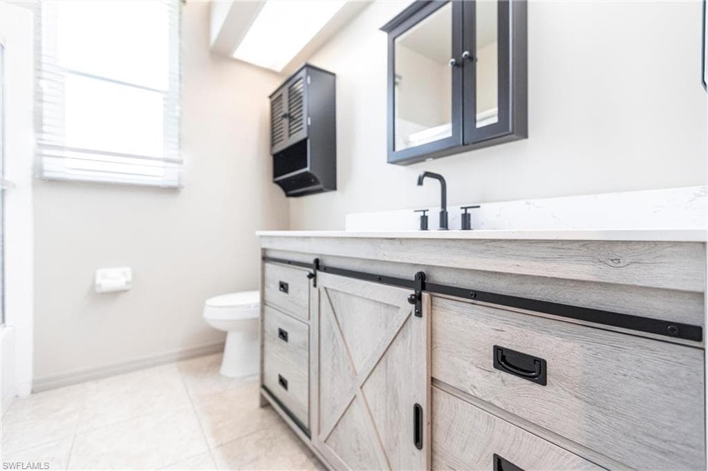 8361 Trentwood Ct, Fort Myers, FL 33912-33