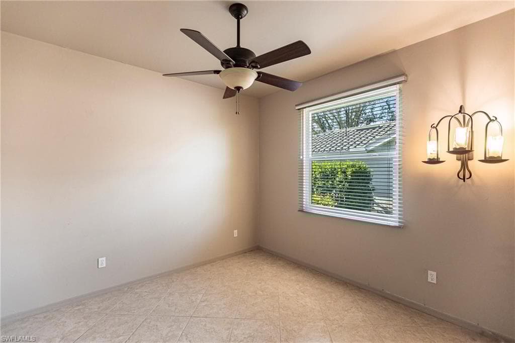 8361 Trentwood Ct, Fort Myers, FL 33912-35