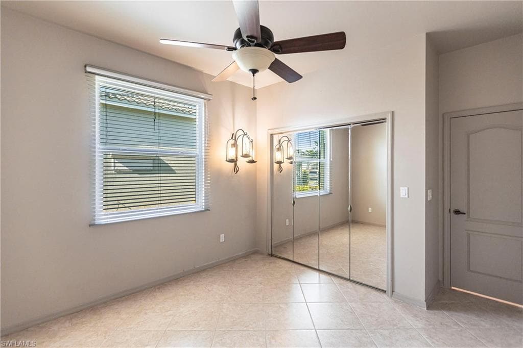 8361 Trentwood Ct, Fort Myers, FL 33912-36