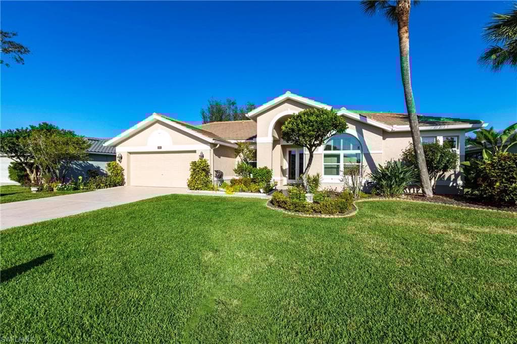 8361 Trentwood Ct, Fort Myers, FL 33912-4