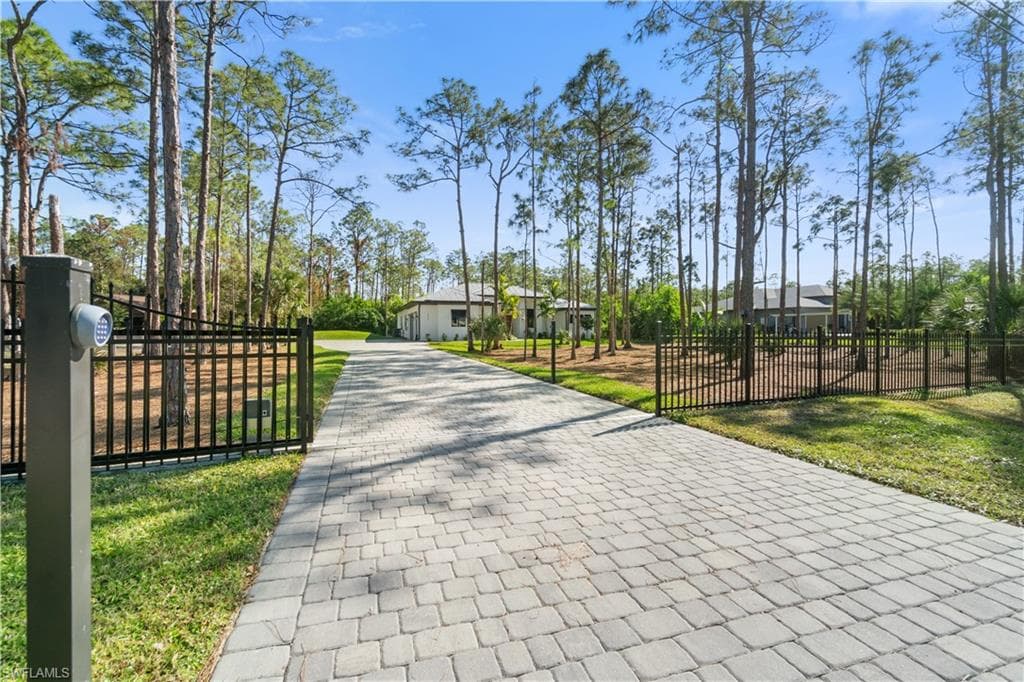 24299 Stillwell Pkwy, Bonita Springs, FL 34135-4