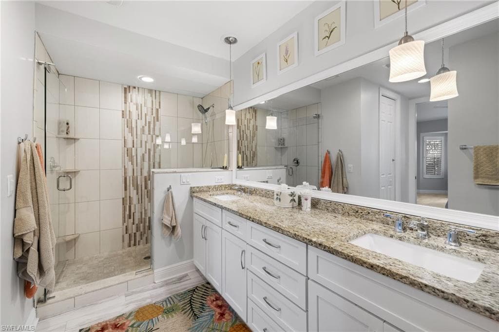 4700 Yacht Harbor Dr 623, Naples, FL 34112-12