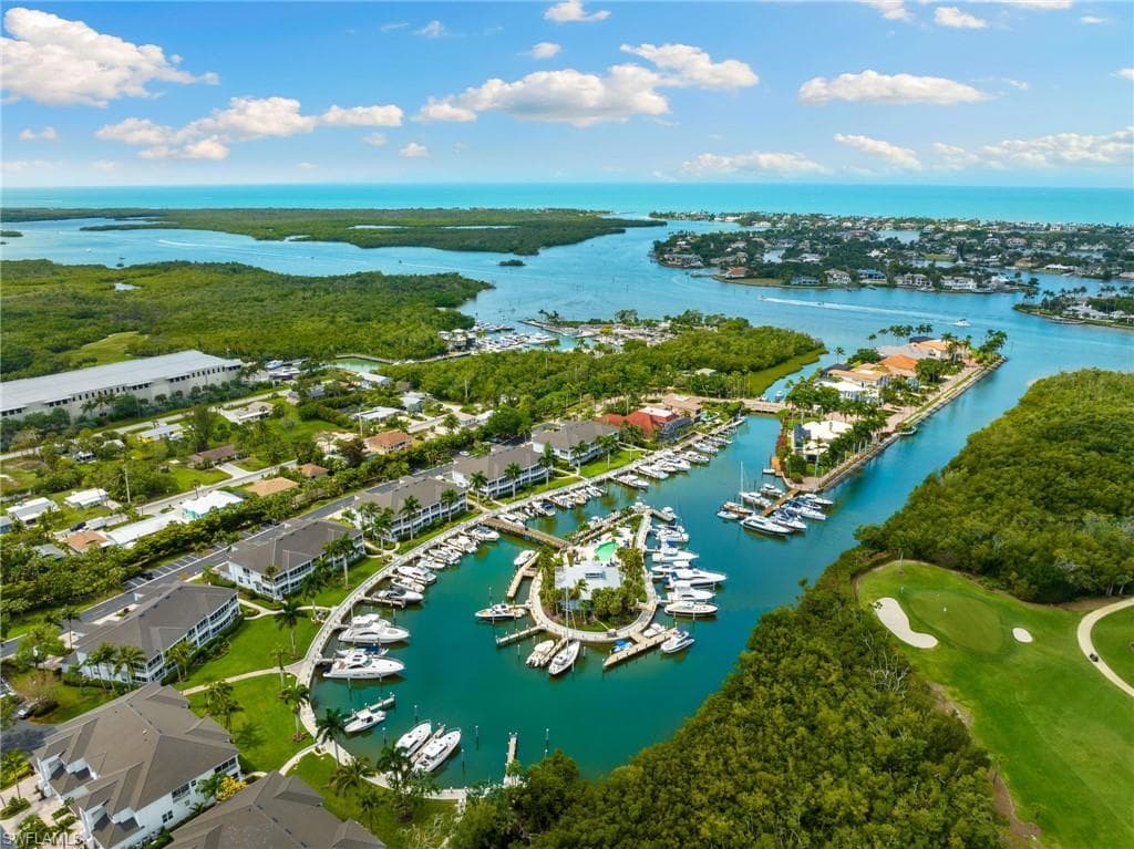 4700 Yacht Harbor Dr 623, Naples, FL 34112-31