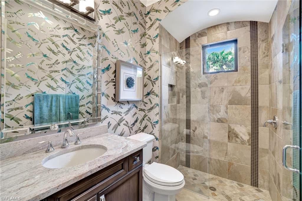 8556 Majorca Ln, Naples, FL 34114-16