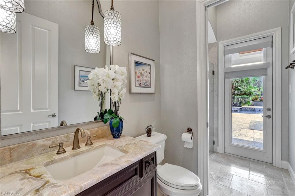 8556 Majorca Ln, Naples, FL 34114-20