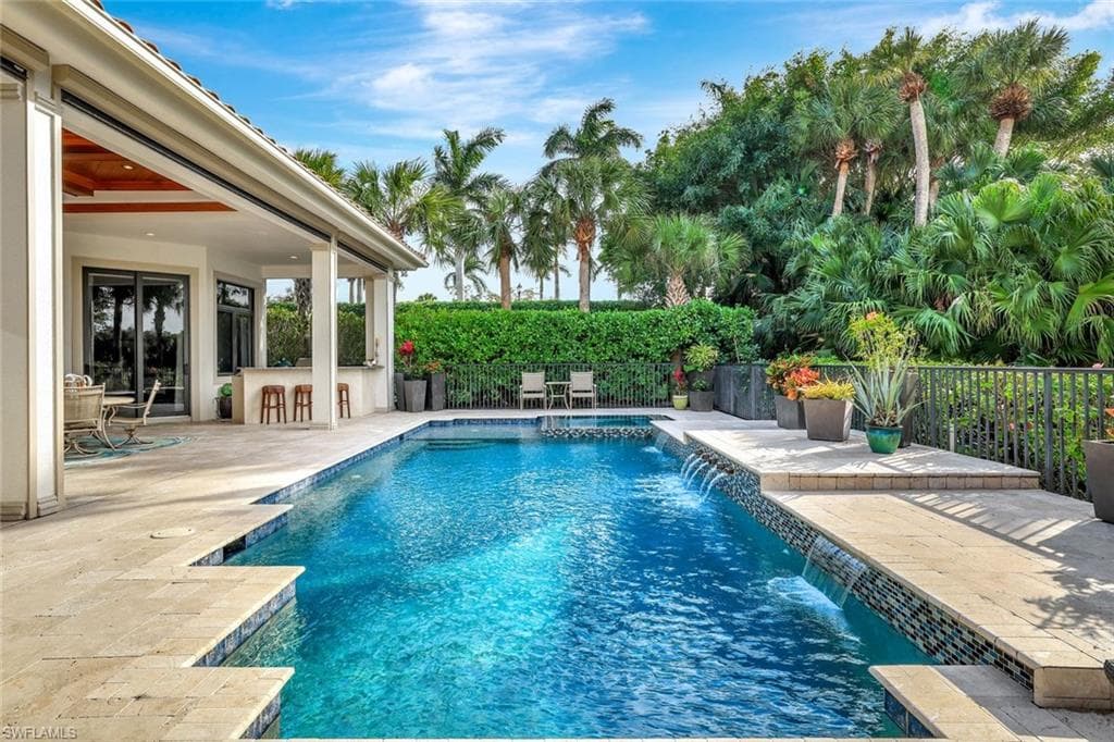 8556 Majorca Ln, Naples, FL 34114-24