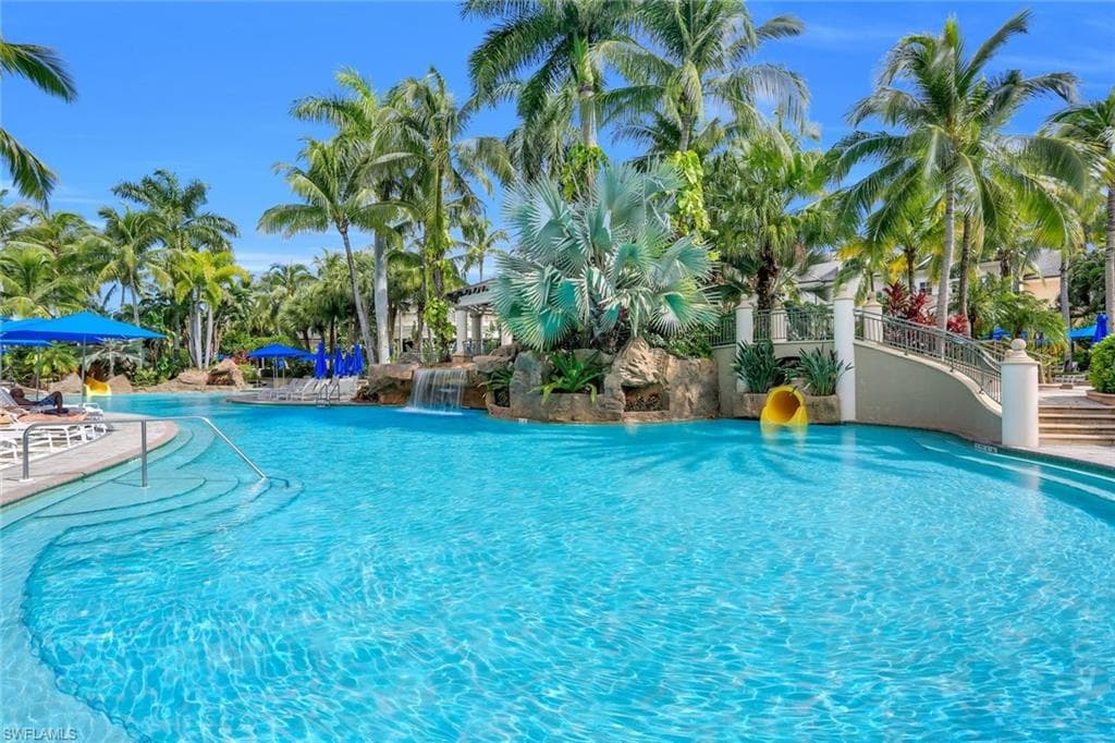 8556 Majorca Ln, Naples, FL 34114-26