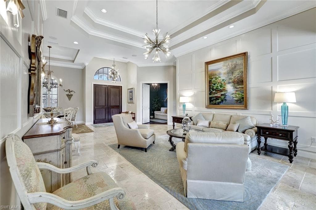 8556 Majorca Ln, Naples, FL 34114-5