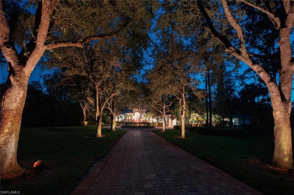 4810 Sycamore Dr, Naples, FL 34119-4
