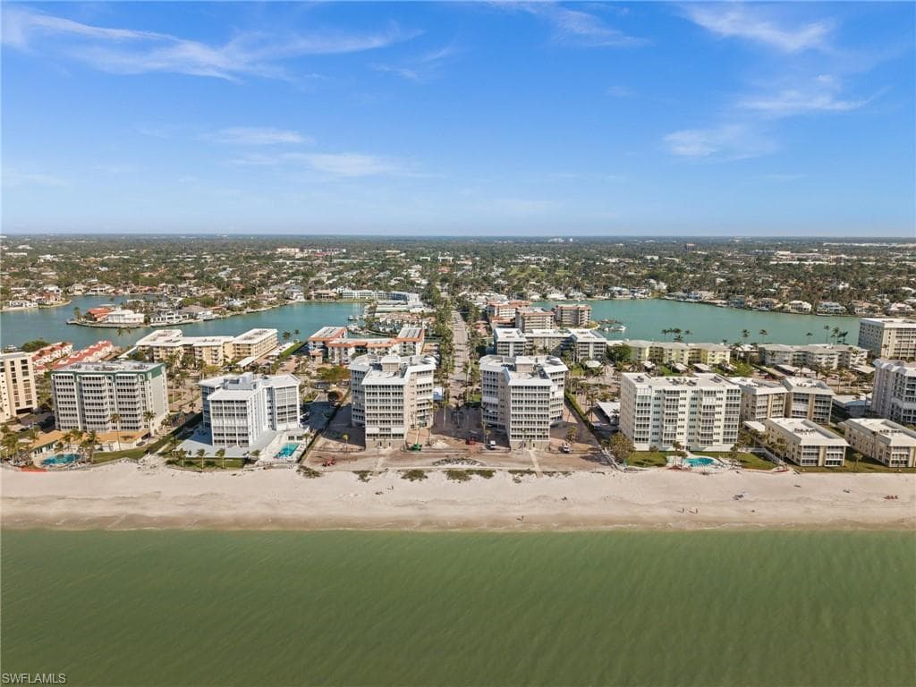 342 Harbour Dr, Naples, FL 34103-28