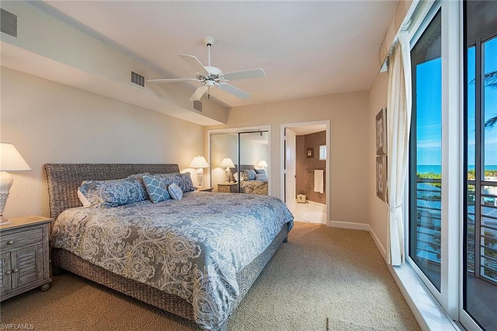 8231 Bay Colony Dr 403, Naples, FL 34108-9
