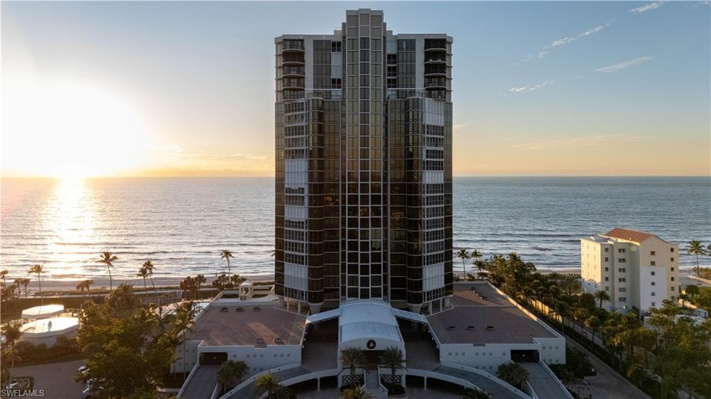 4951 Gulf Shore Blvd N 104, Naples, FL 34103-3