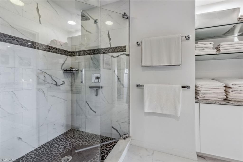 764 Eagle Creek Dr 301, Naples, FL 34113-13
