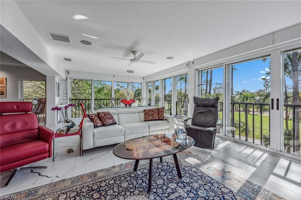764 Eagle Creek Dr 301, Naples, FL 34113-3