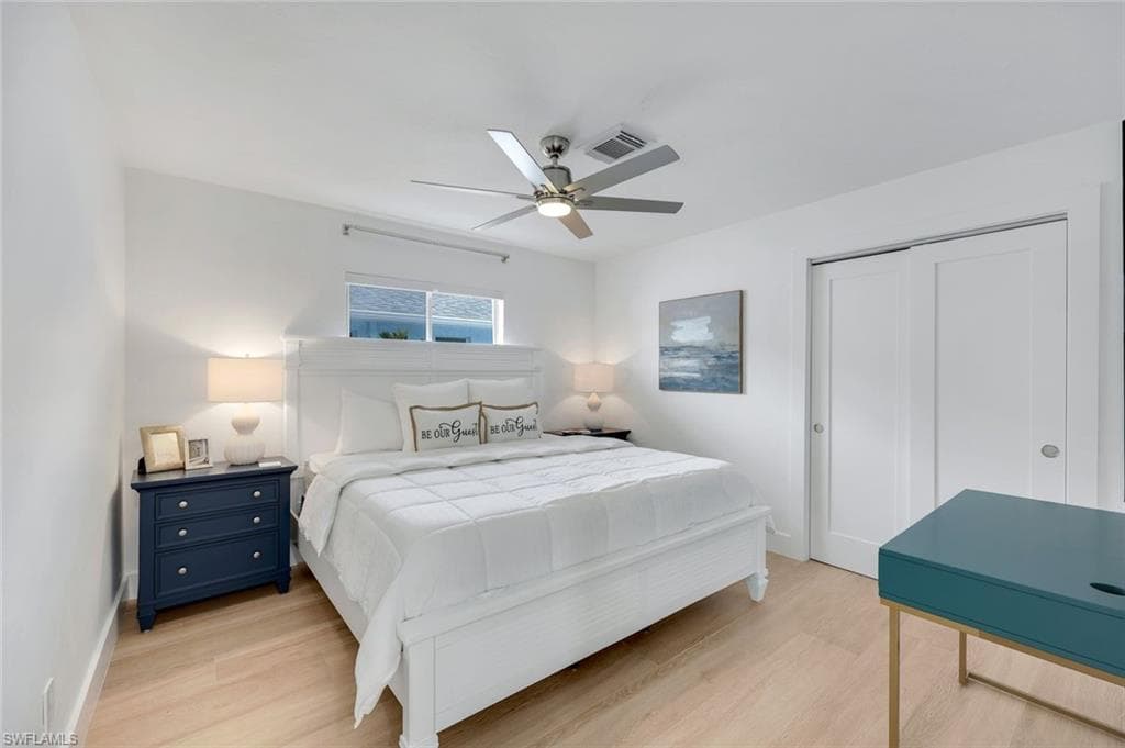 639 98th Ave N, Naples, FL 34108-14