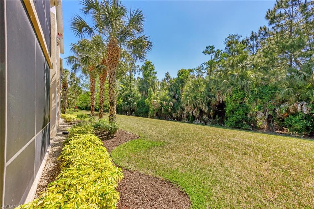 7849 Hawthorne Dr 802, Naples, FL 34113-38