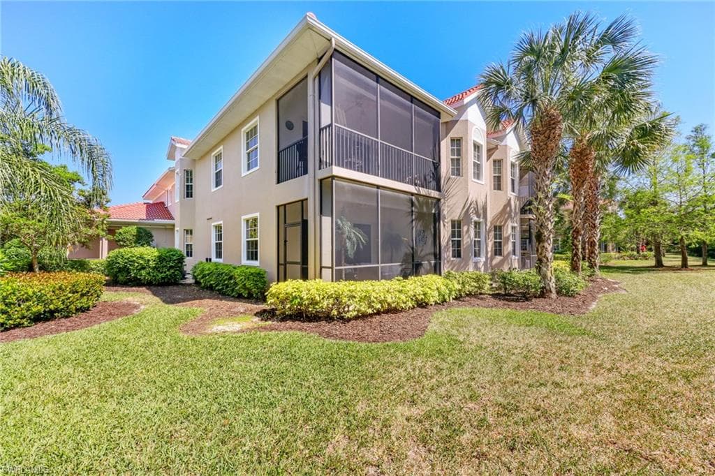 7849 Hawthorne Dr 802, Naples, FL 34113-42