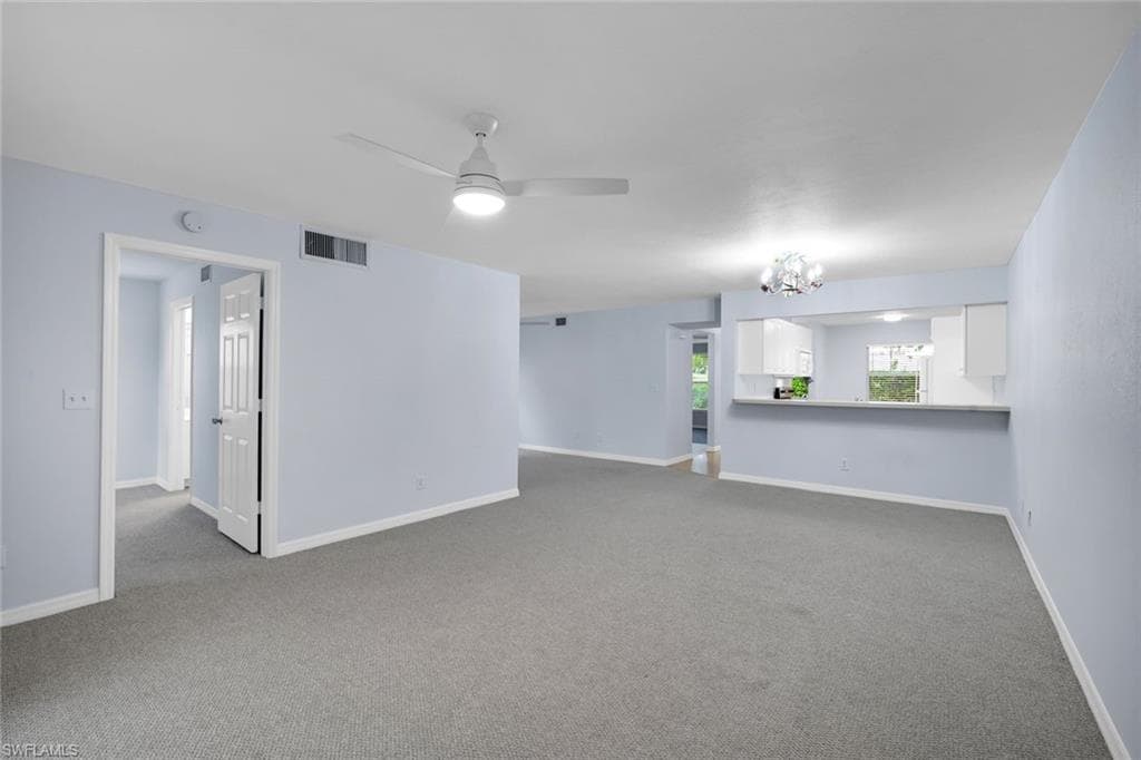 192 Pebble Shores Dr 104, Naples, FL 34110-4