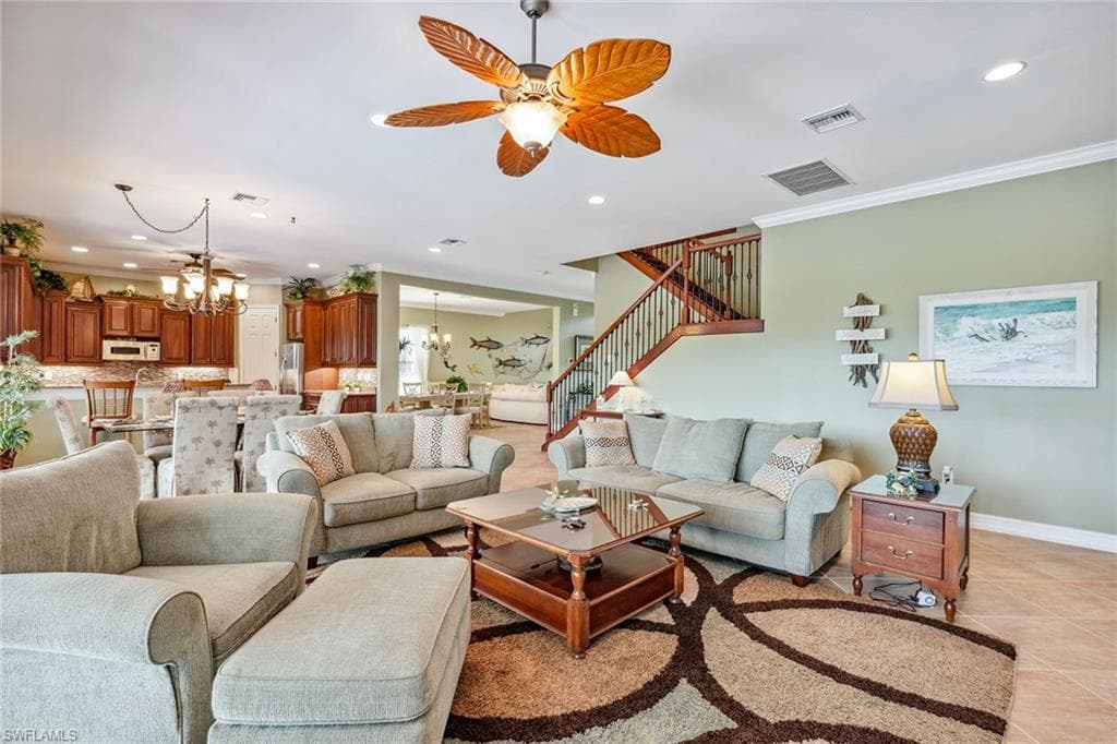 3832 Ruby Way, Naples, FL 34114-4