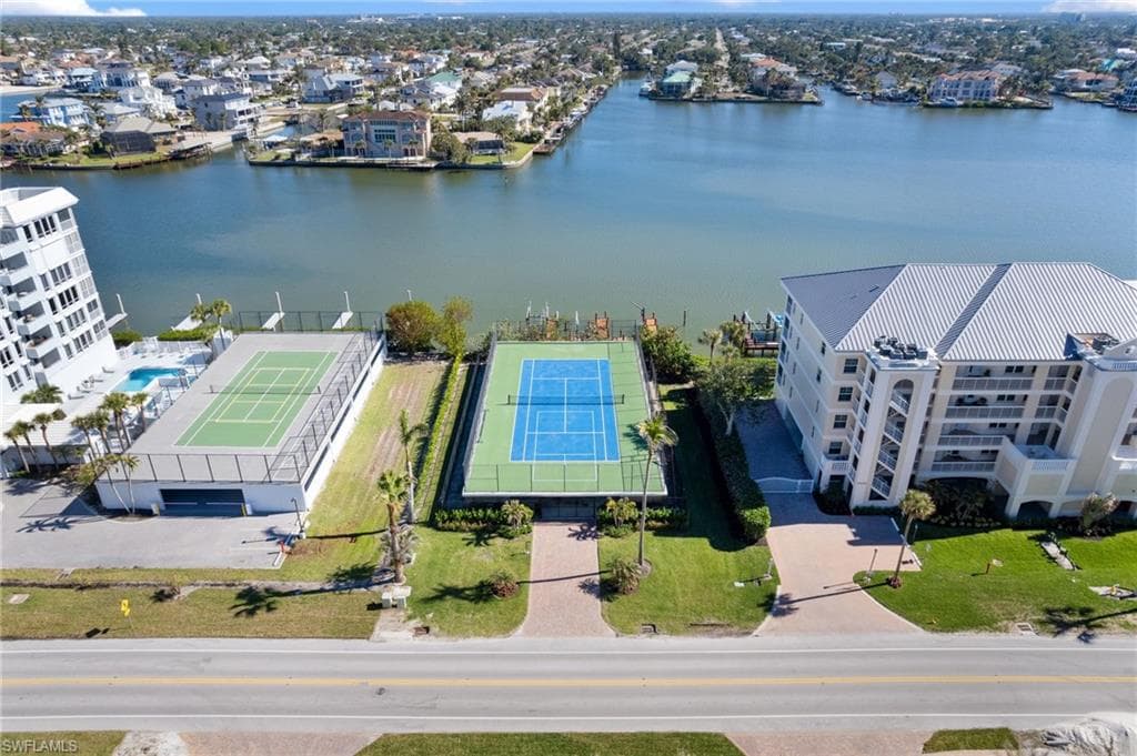 9715 Gulf Shore Dr 702, Naples, FL 34108-18
