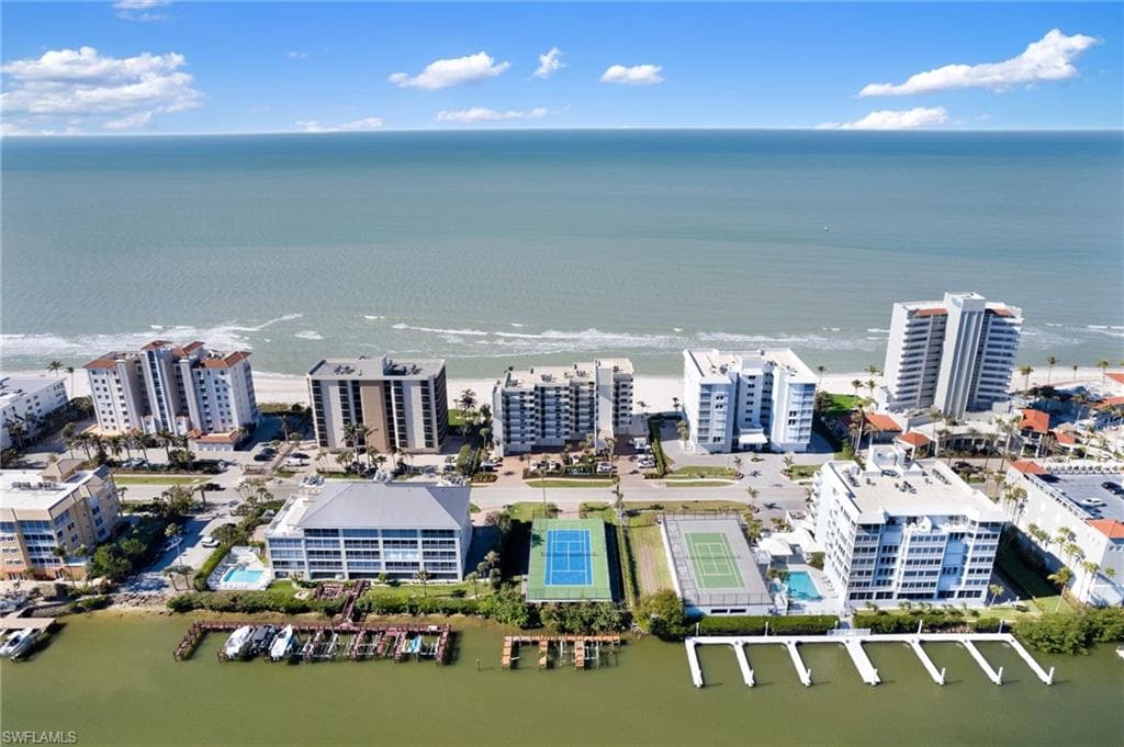 9715 Gulf Shore Dr 702, Naples, FL 34108-19