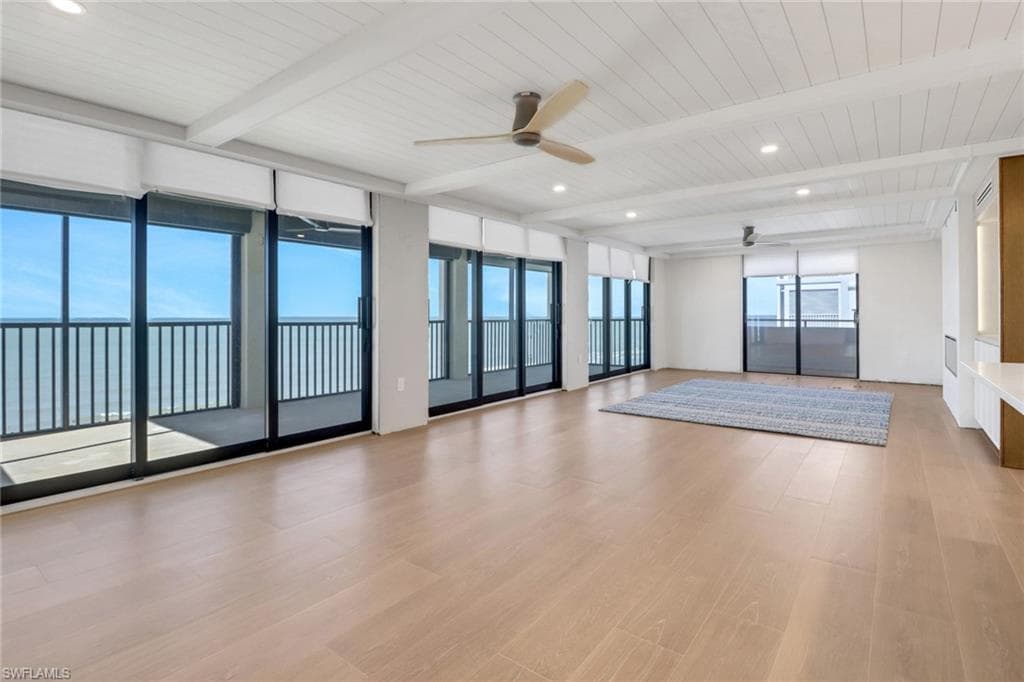 9715 Gulf Shore Dr 702, Naples, FL 34108-2