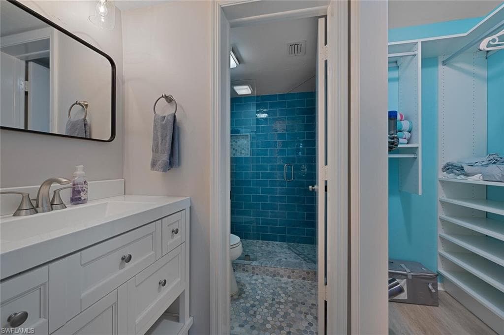 600 Neapolitan Way 248, Naples, FL 34103-11