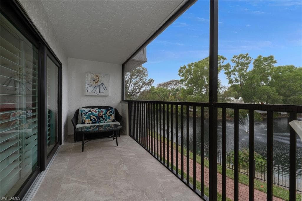 600 Neapolitan Way 248, Naples, FL 34103-12