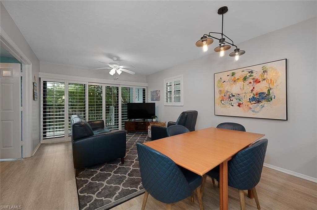 600 Neapolitan Way 248, Naples, FL 34103-4