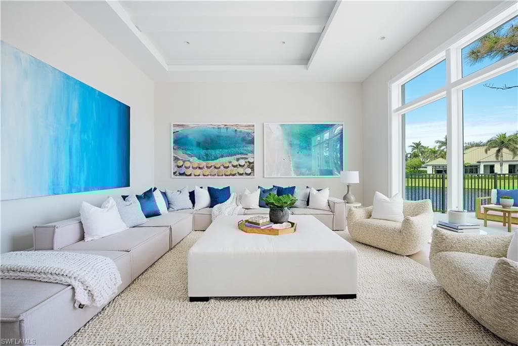 527 Devils Ln, Naples, FL 34103-19