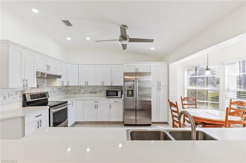1781 Embarcadero Way, North Fort Myers, FL 33917-5