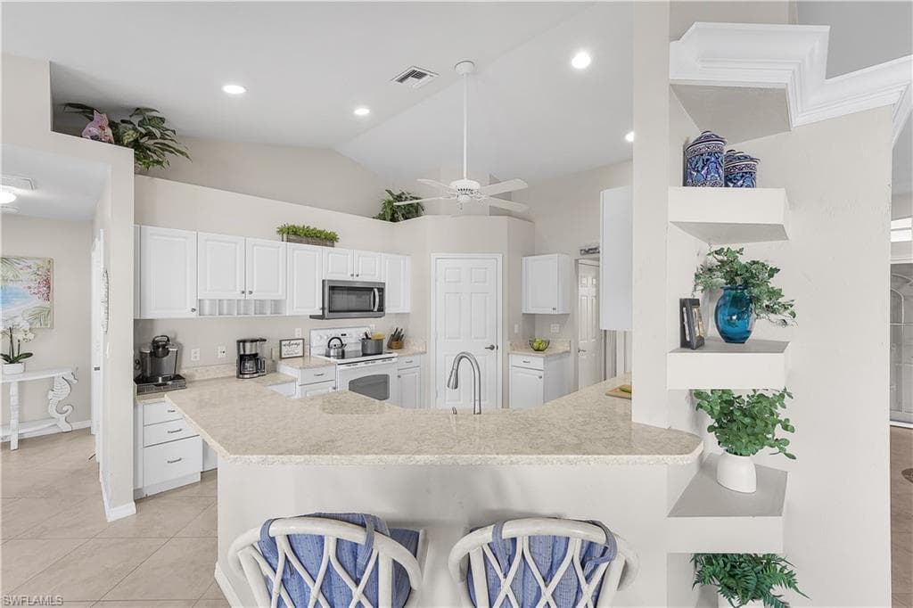 751 Amber Dr, Marco Island, FL 34145-11