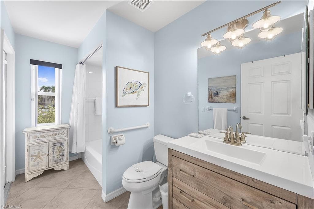 751 Amber Dr, Marco Island, FL 34145-20