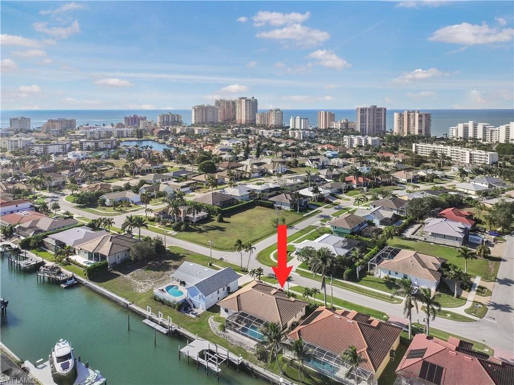 751 Amber Dr, Marco Island, FL 34145-40