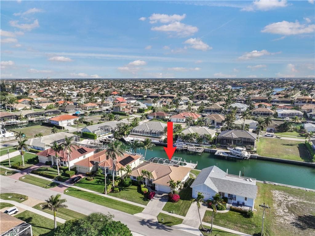 751 Amber Dr, Marco Island, FL 34145-41