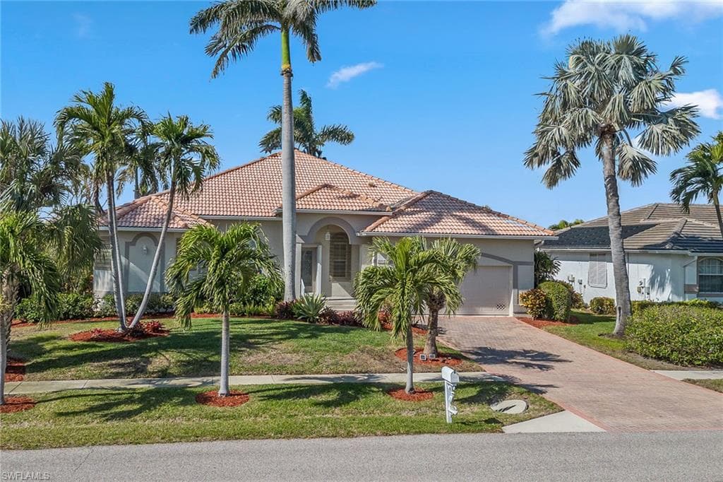 268 Bass Ct, Marco Island, FL 34145-28