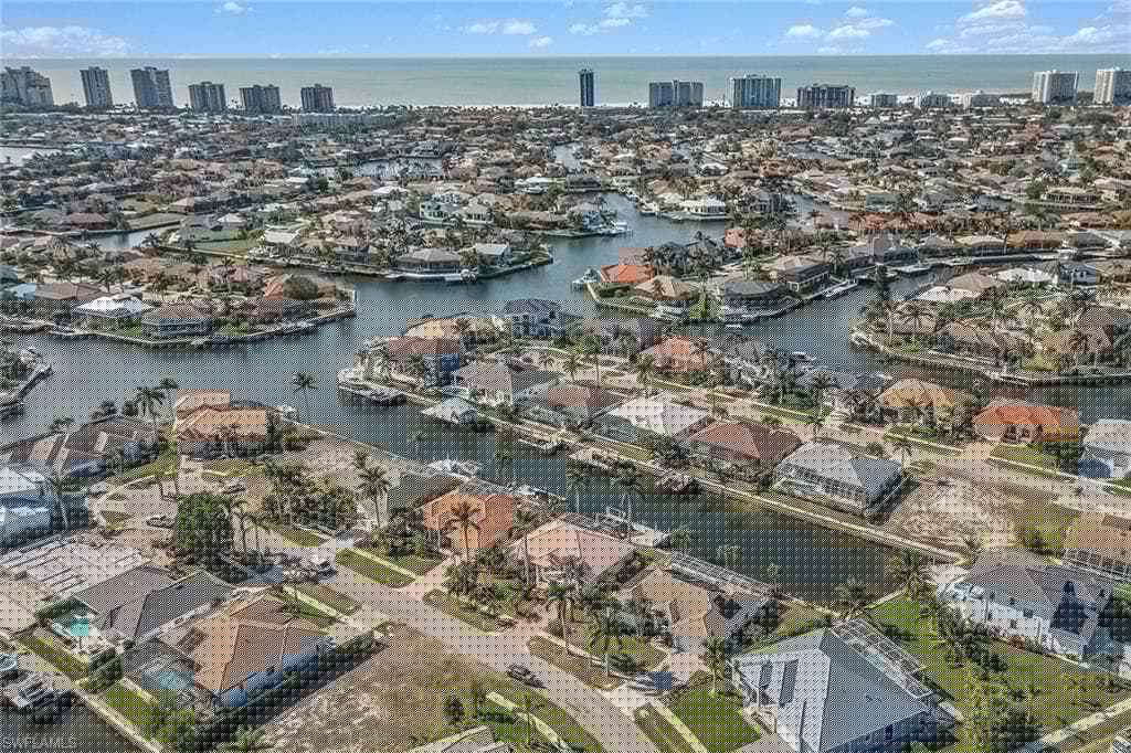 268 Bass Ct, Marco Island, FL 34145-32