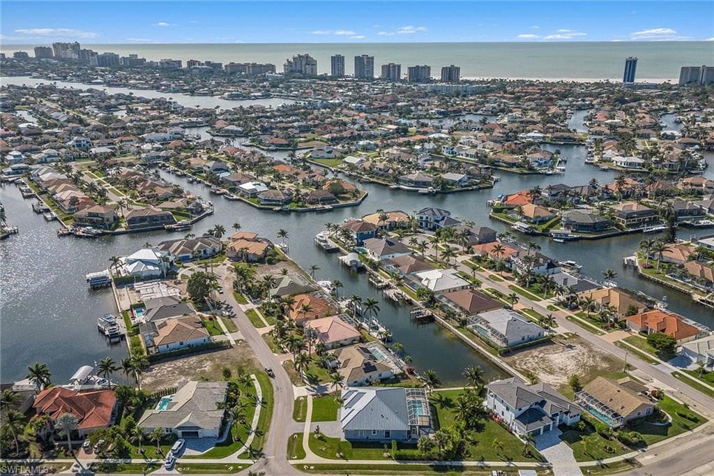 268 Bass Ct, Marco Island, FL 34145-33