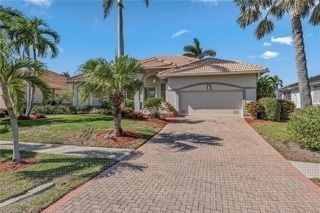 268 Bass Ct, Marco Island, FL 34145-3